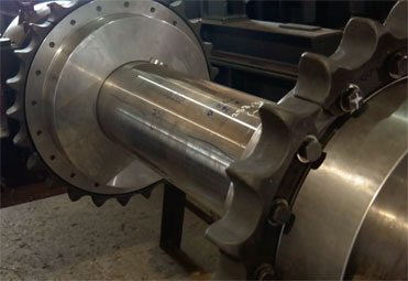 Head Shaft Spare parts of apron feeder, apron feeder parts, pan feeder, material handling, mining, ore, cement factory, heavy duty apron feeder, heavy duty industry, heavy duty industry equipment
